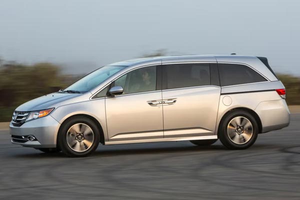 Mobile Flat Tire Change and Jump-start a Car Battery